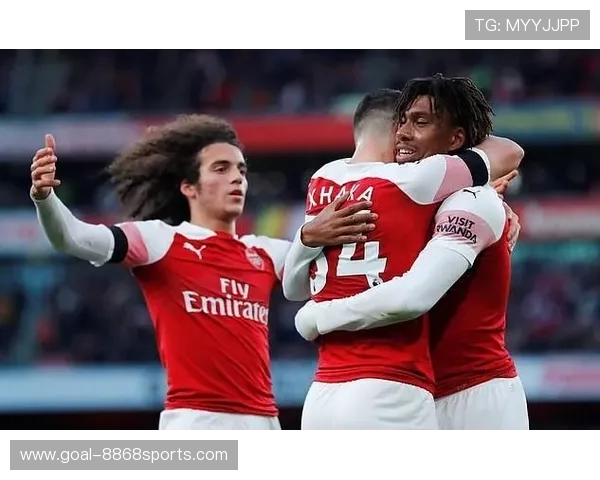 足球球星背后的大孝子 他如何用行动诠释对父母的深情与责任